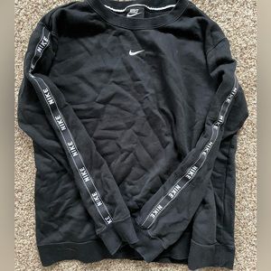 Nike Women’s Crewneck